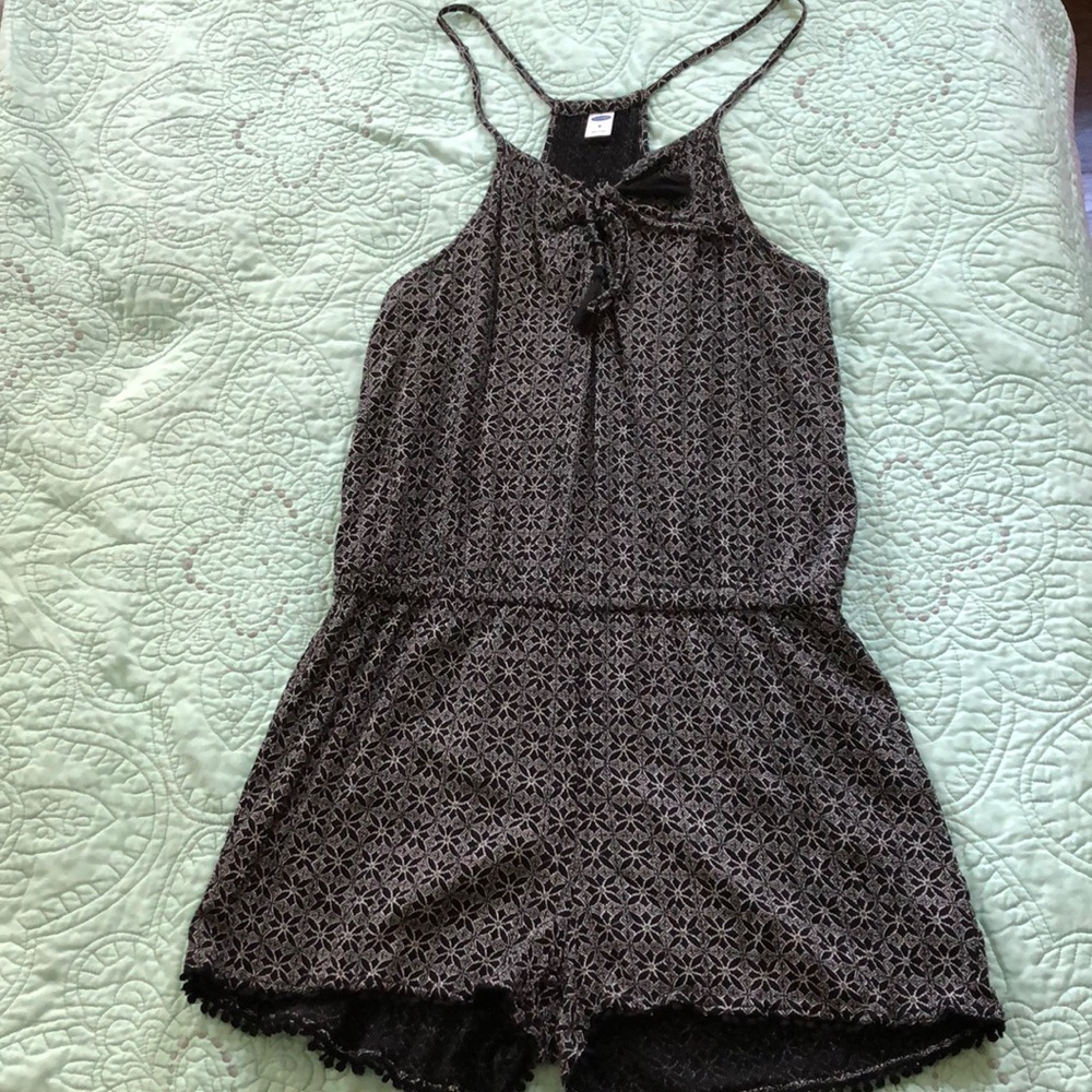 Old Navy Waist-Defined Sleeveless Keyhole Romper